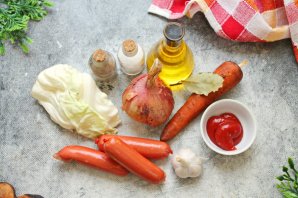 Капустная солянка с сосиской