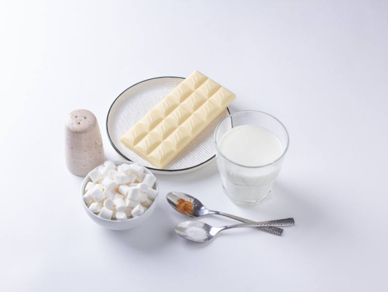 Новогодний горячий белый шоколад