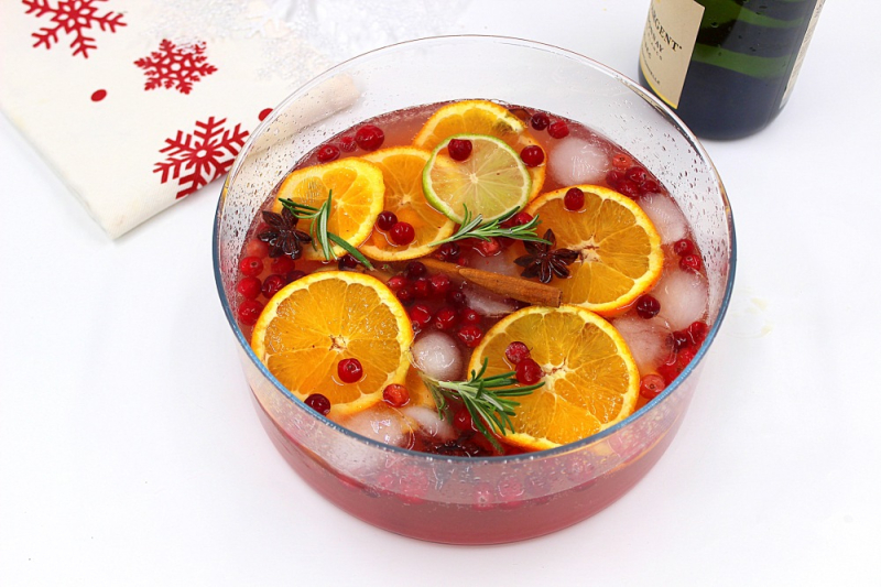 Пряный новогодний пунш с шампанским