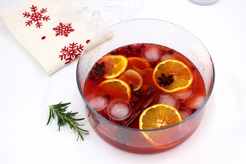 Пряный новогодний пунш с шампанским
