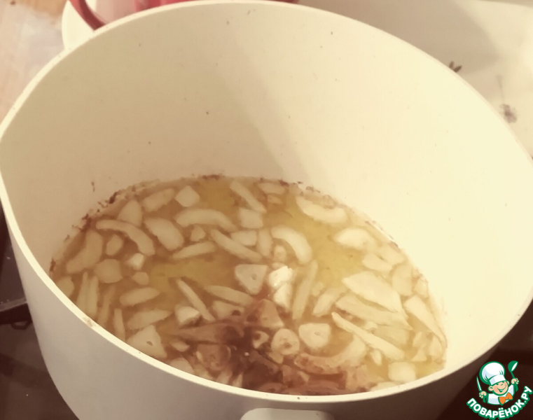 Треска с имбирной зеленью, морковью, рисом