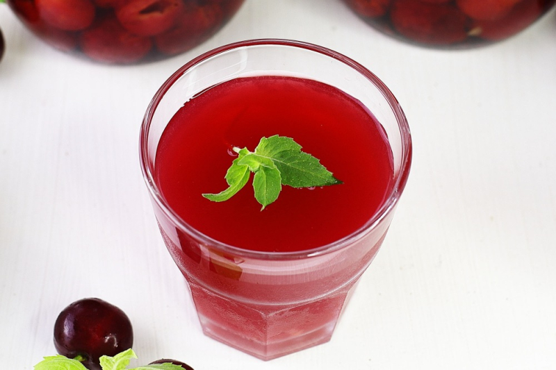 Компот из вишни без косточек на зиму
